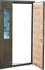 Входная дверь для коттеджа 2-х створчатая со стеклом